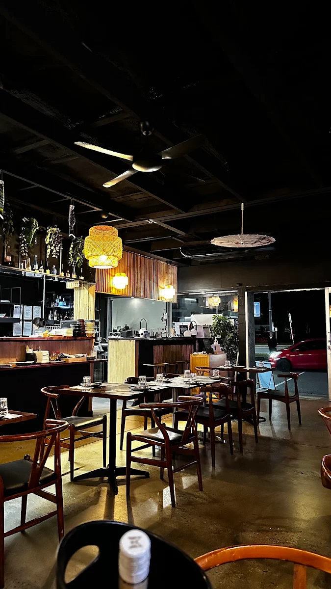 Vibe, Momoko Southport