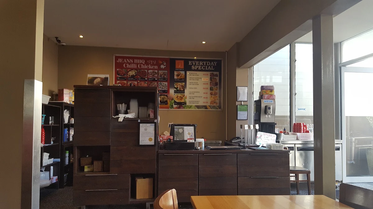 Vibe, Jeans Chilli Chicken Eastwood