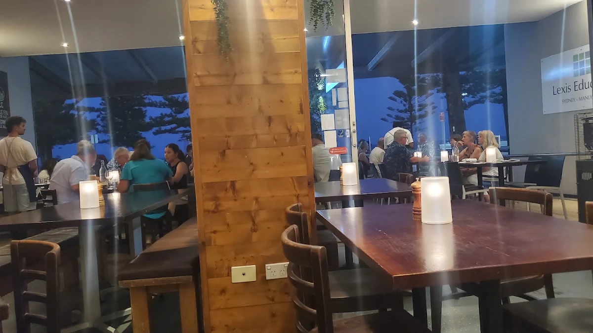 Vibe, Manly Grill