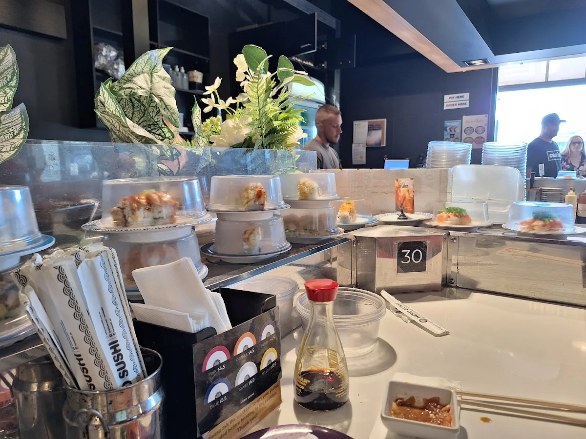 Vibe, Hero Sushi
