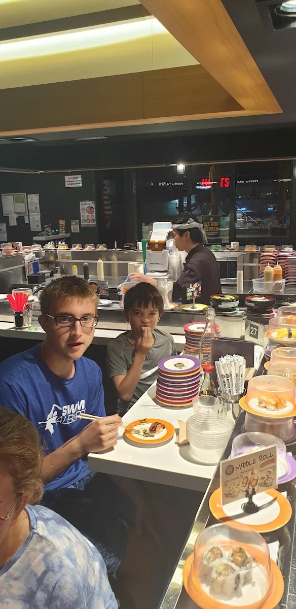 Vibe, Hero Sushi