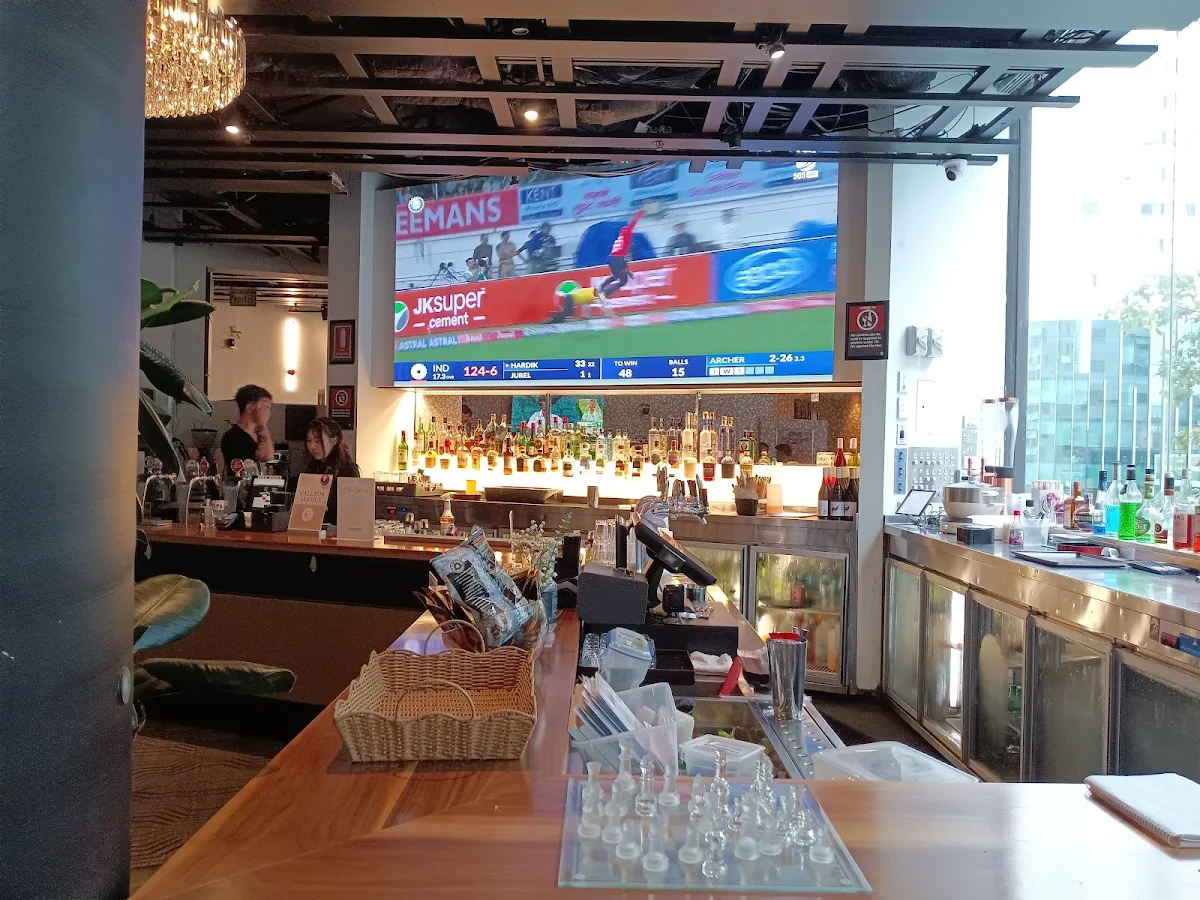 Vibe, Chatswood Hotel