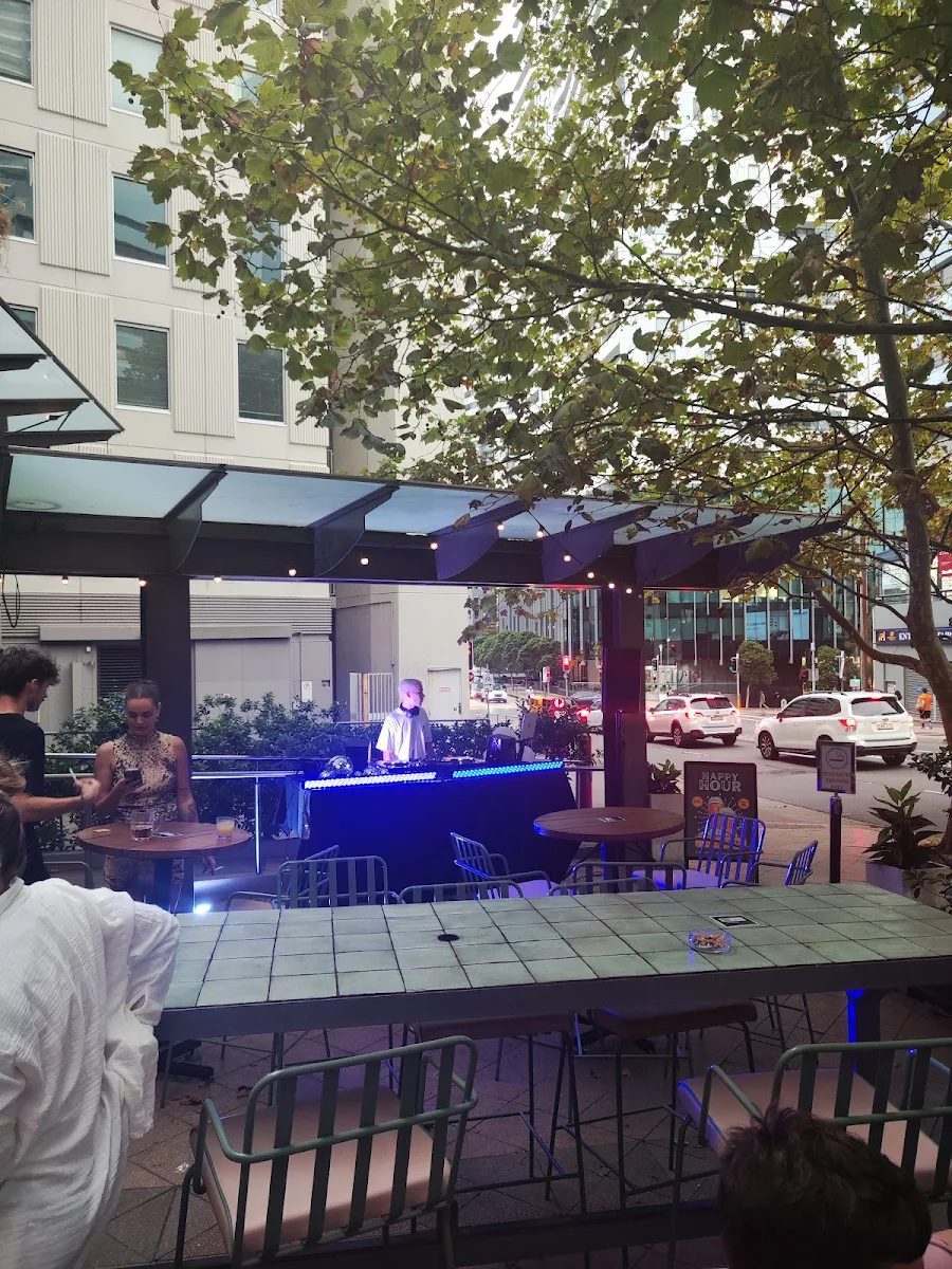 Vibe, Chatswood Hotel