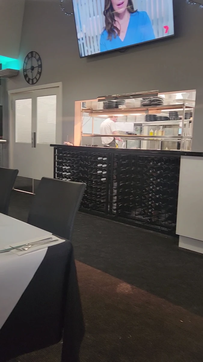 Vibe, The Views Function Bar And Grill