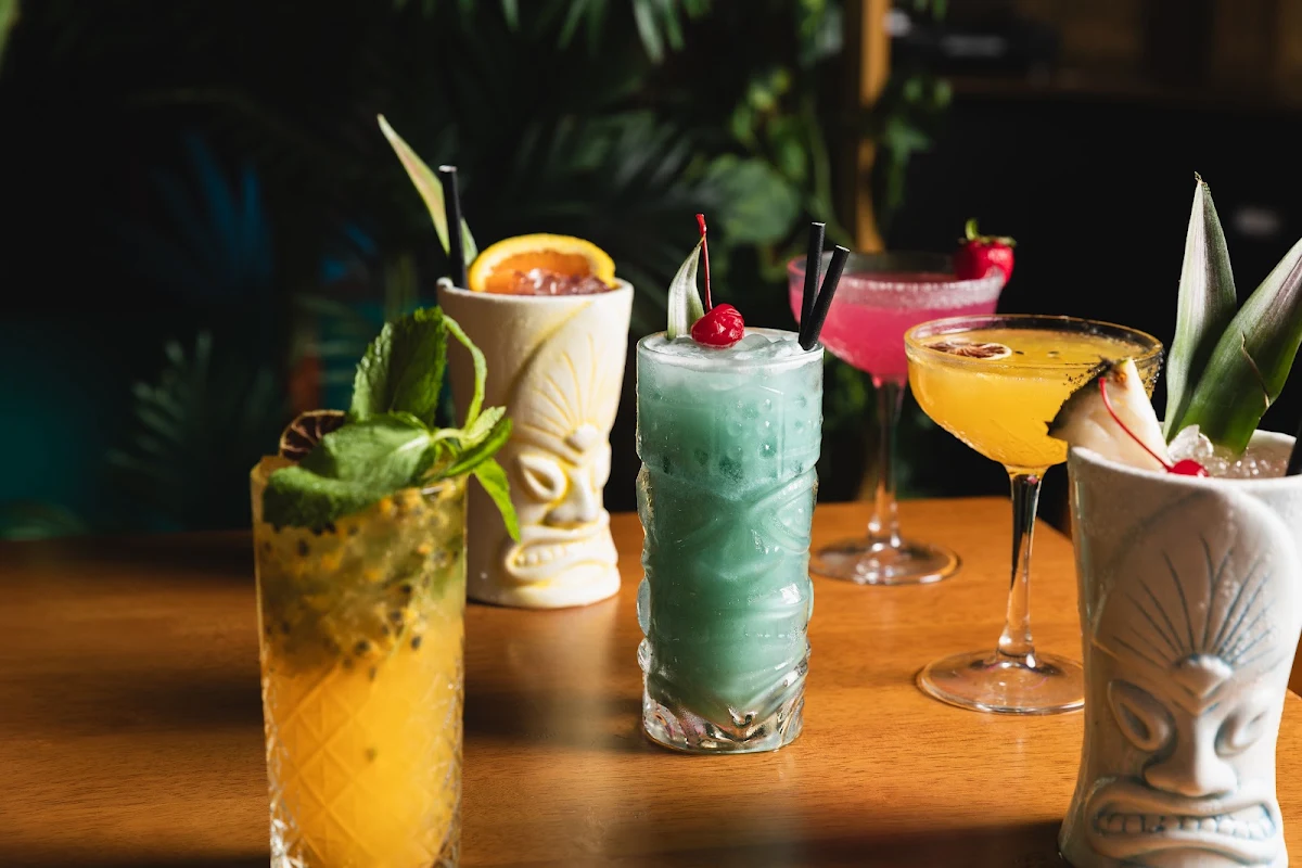 Food & drink, Hey Chica!