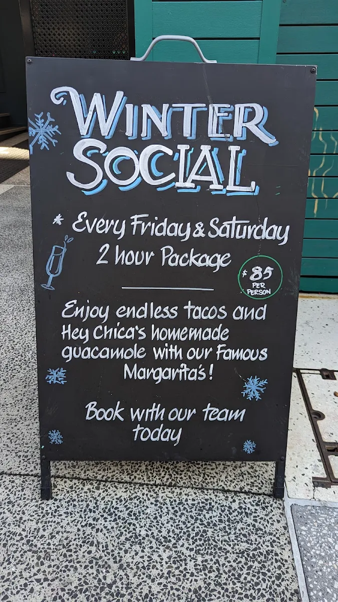 Menu, Hey Chica!