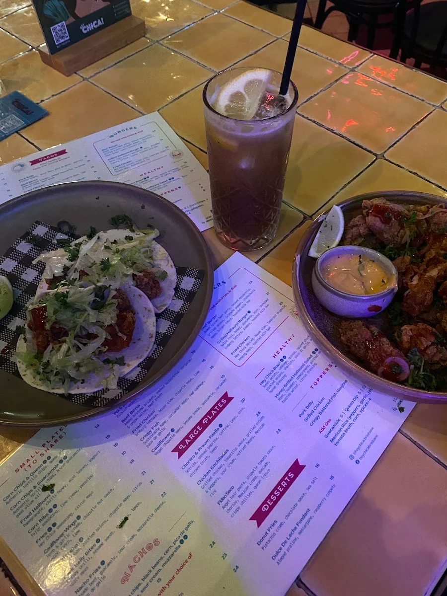 Menu, Hey Chica!