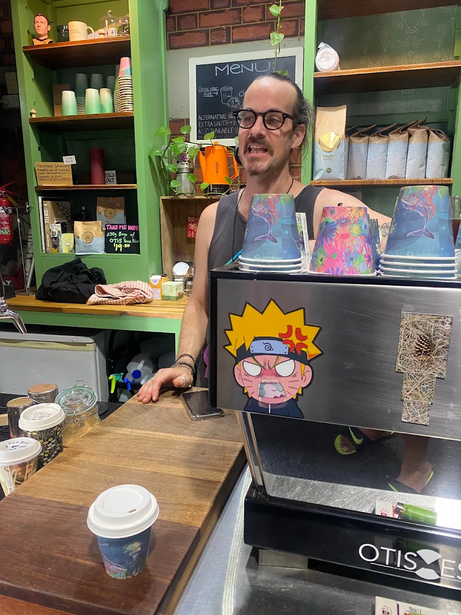 Vibe, Otis Espresso