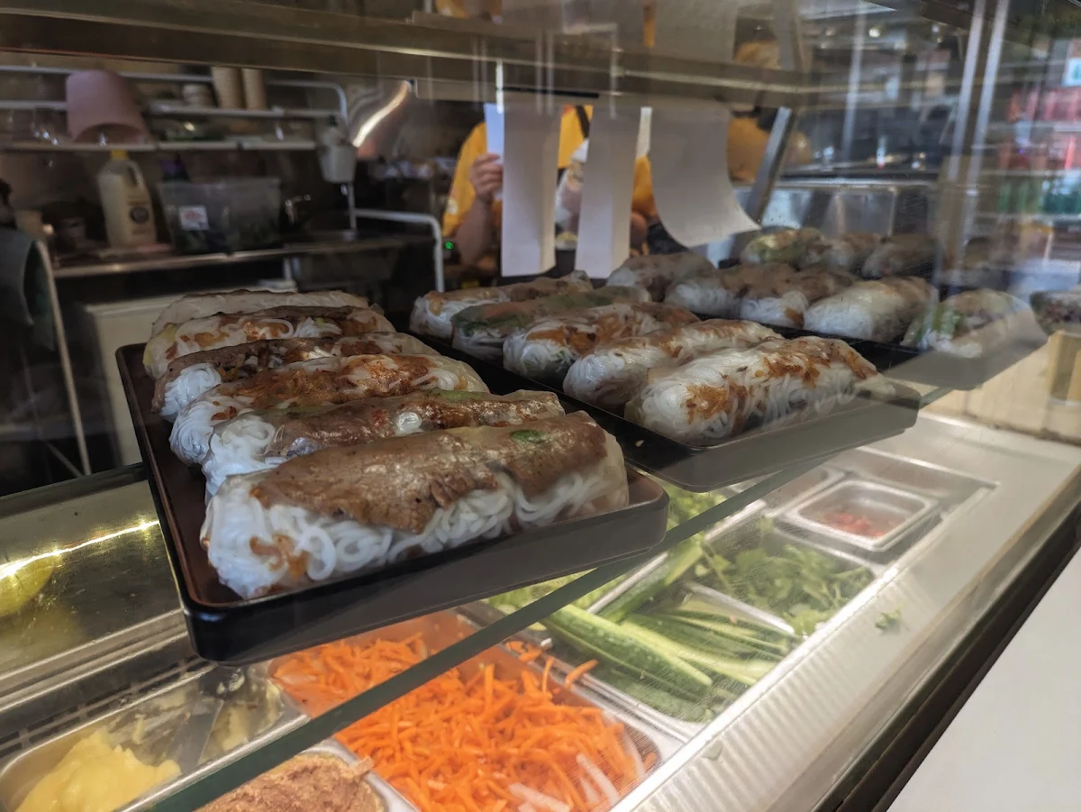 Vibe, BANH MI AND CHILL