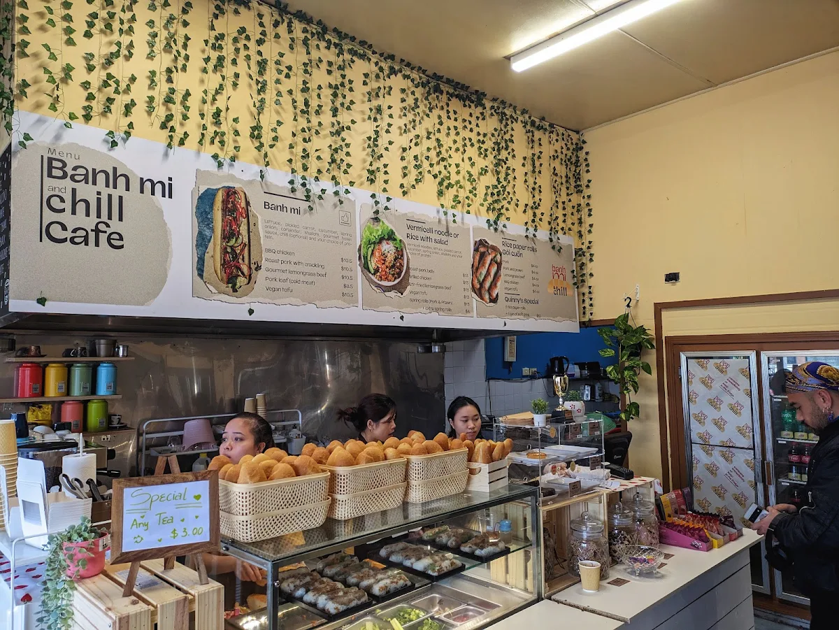 Vibe, BANH MI AND CHILL