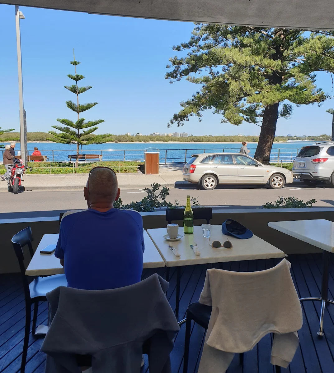 Vibe, The Coffee Club - Rumba Caloundra