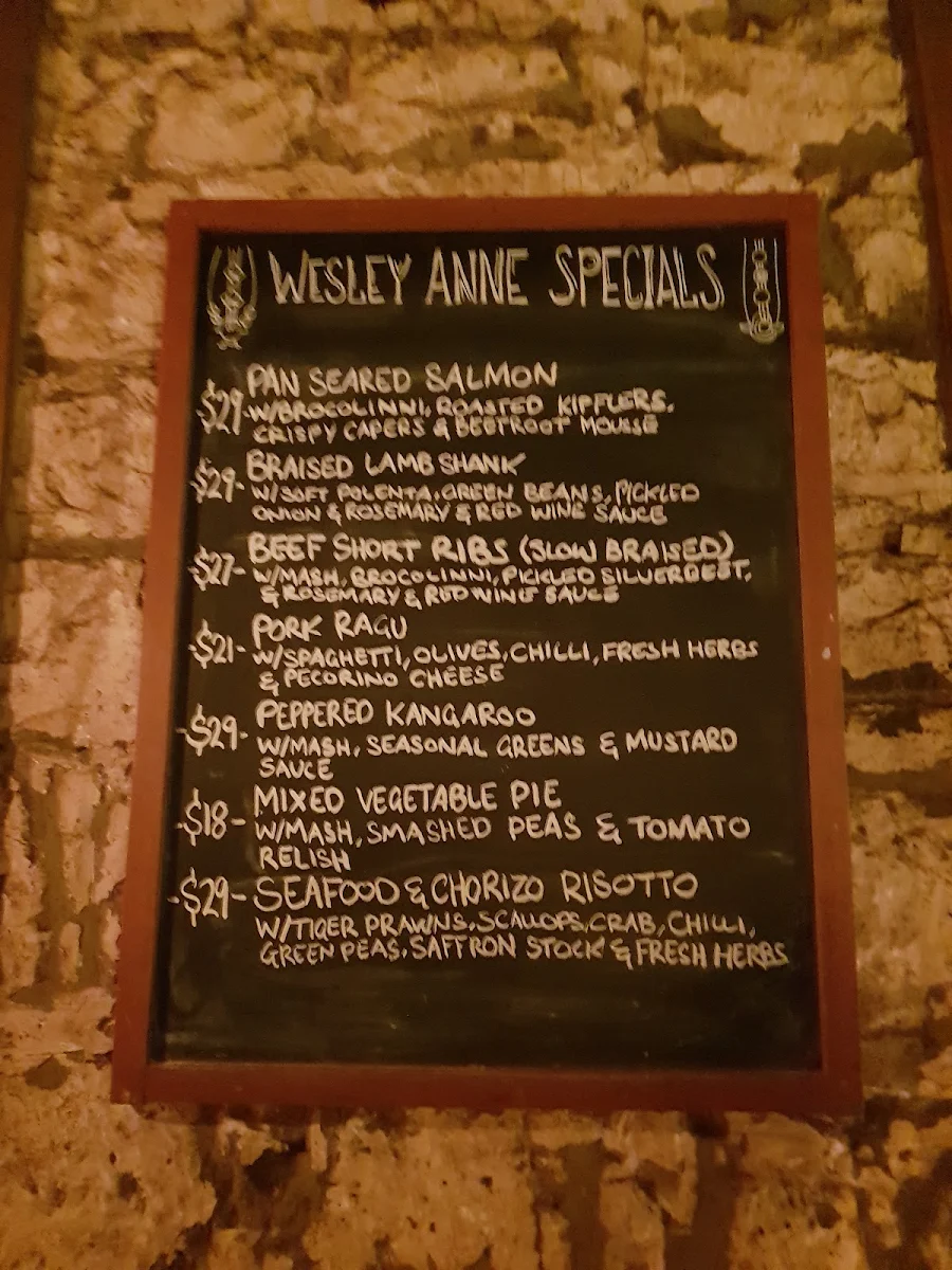 Menu, Wesley Anne