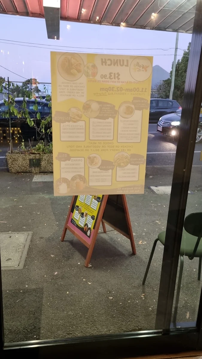 Menu, Full of Thai