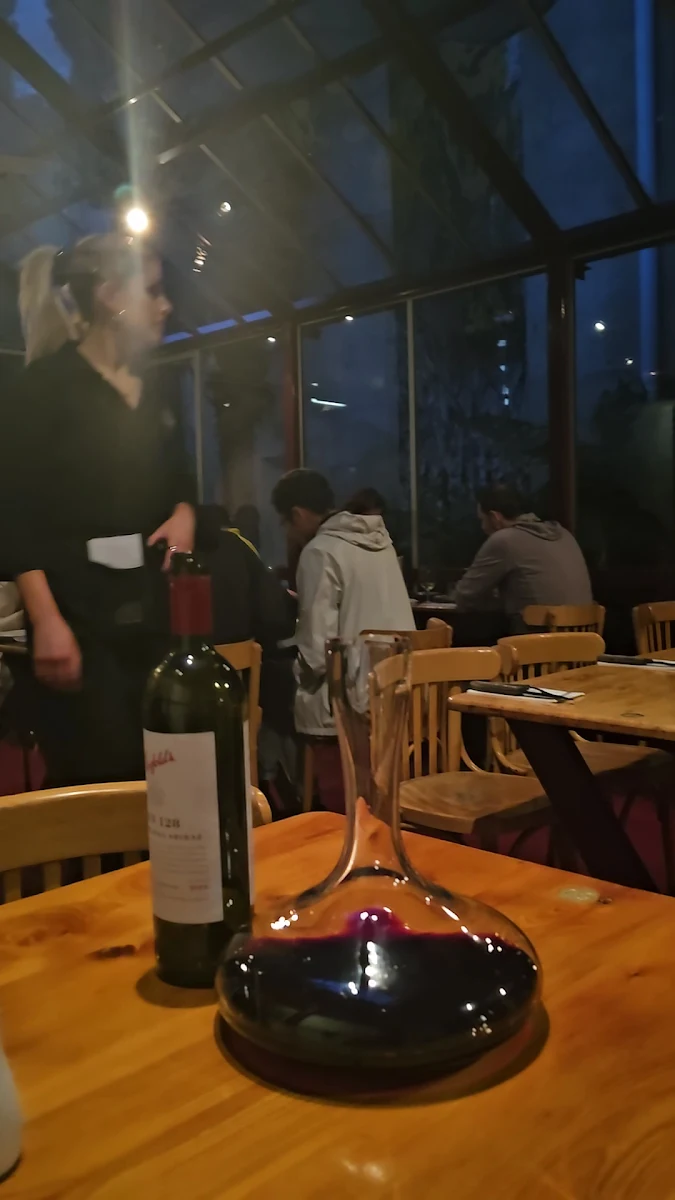 Vibe, Ball & Chain Grill - Salamanca