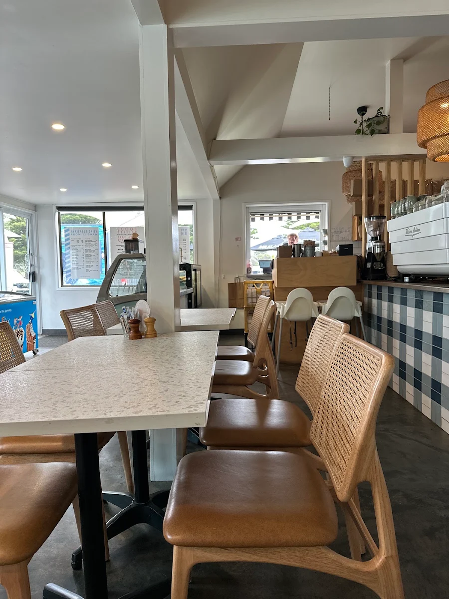 Vibe, The Beach Kiosk Cafe