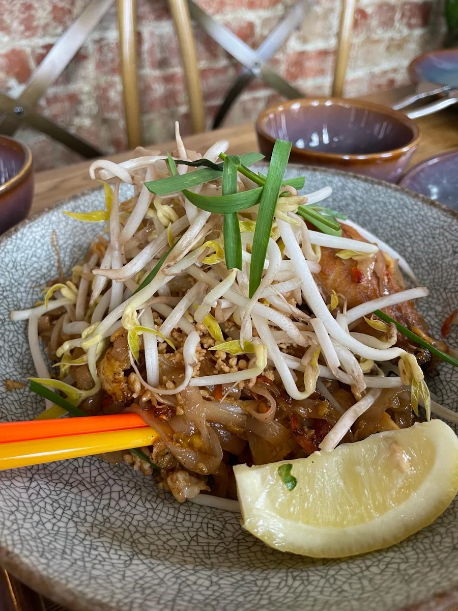 Food & drink, Jinda Thai Restaurant