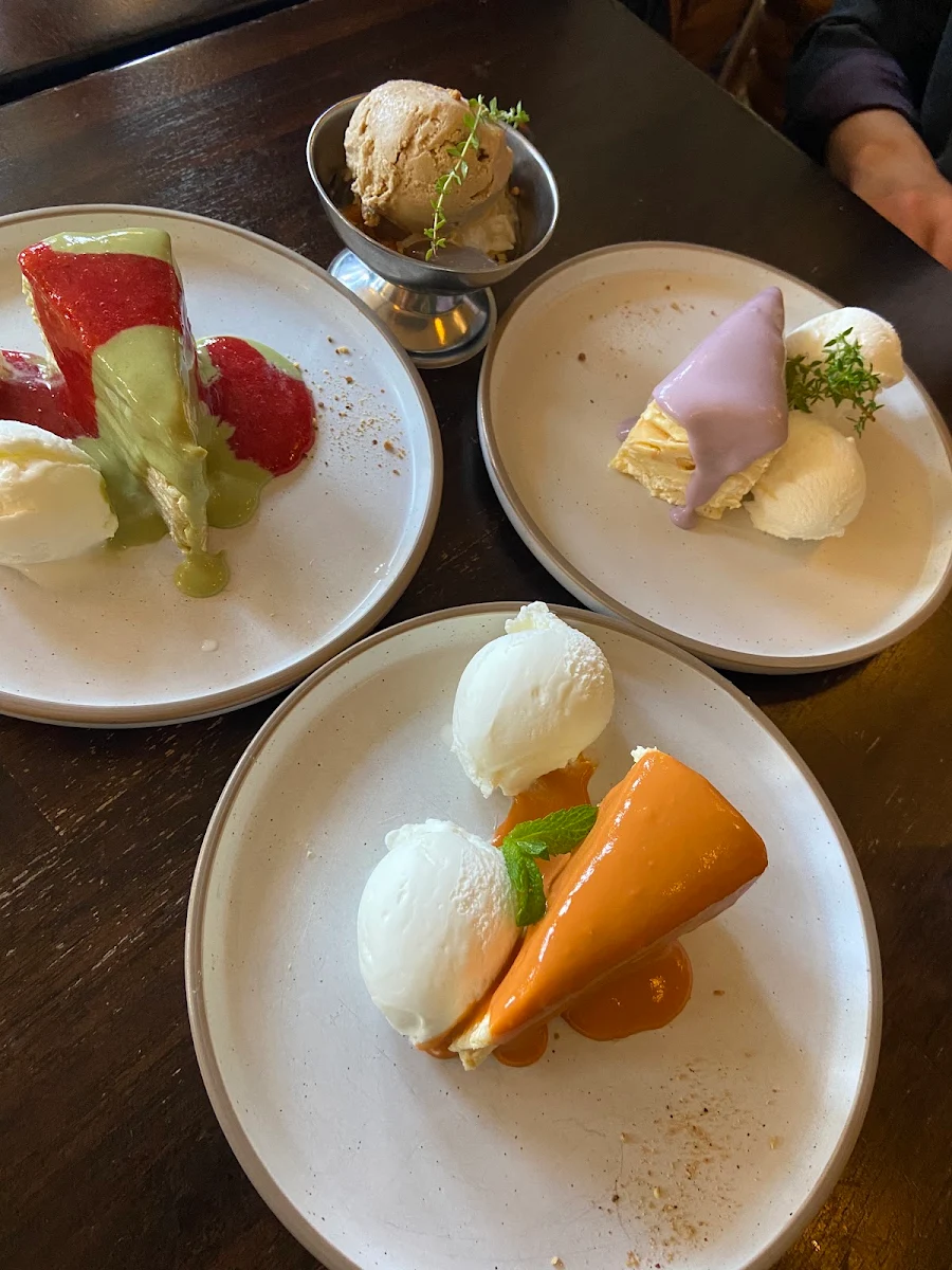 Food & drink, Jinda Thai Restaurant
