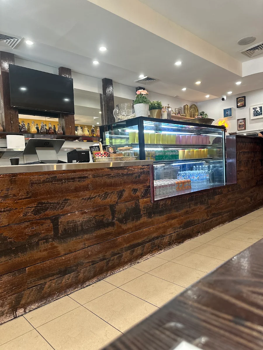 Vibe, Vanakkam Foods