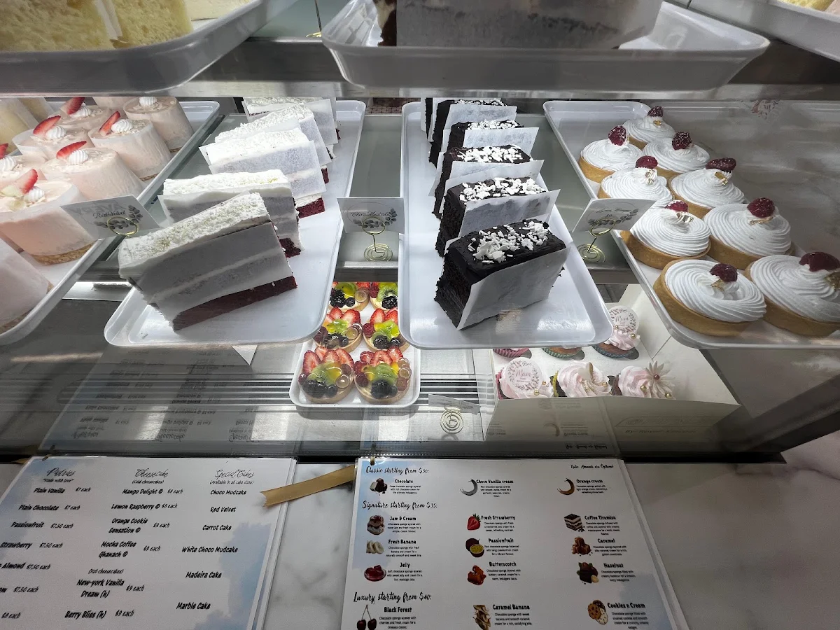 Menu, Ollies Cake House