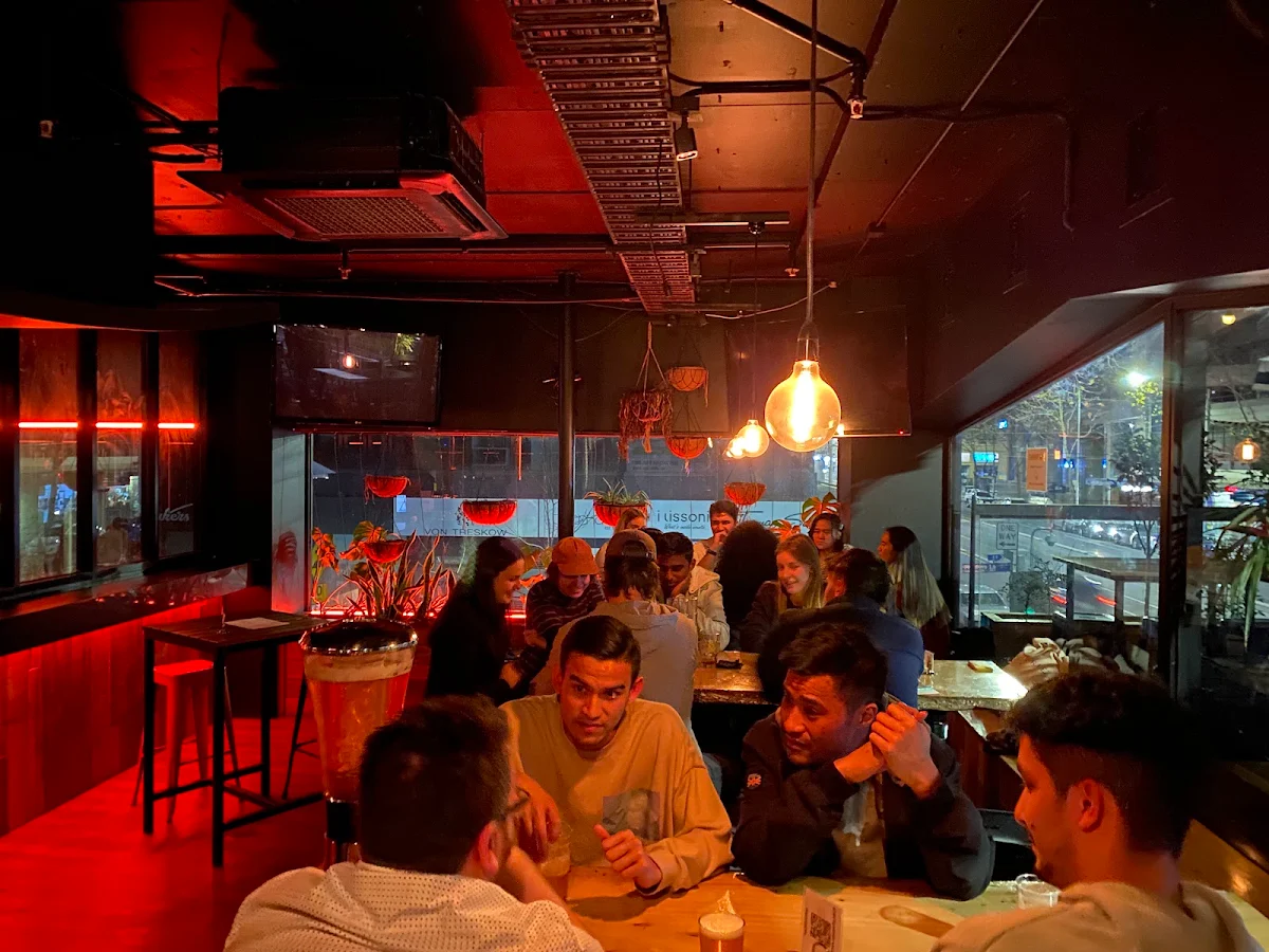 Vibe, The Joint Bar