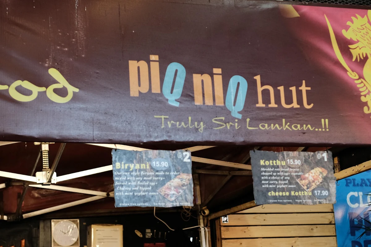 Menu, PiqNiq Hut