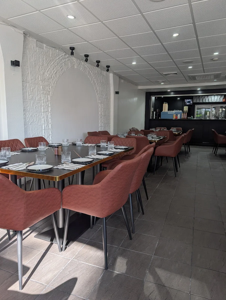 Vibe, Miss Chef Persian Restaurant