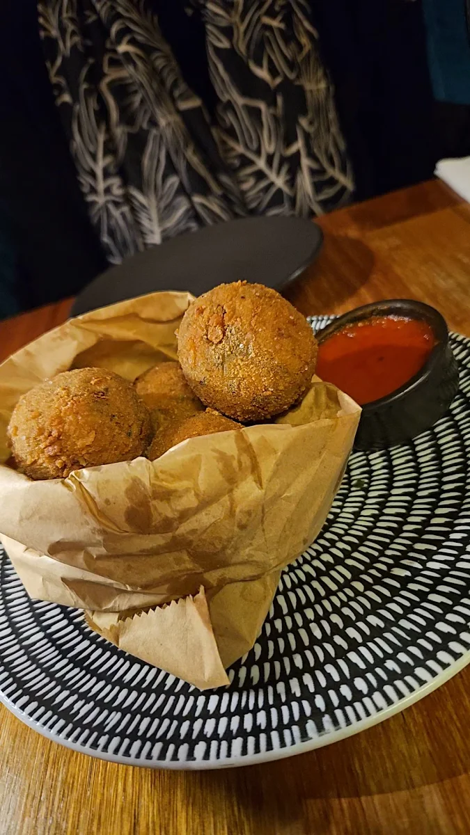 Food & drink, La Scarpetta Trattoria