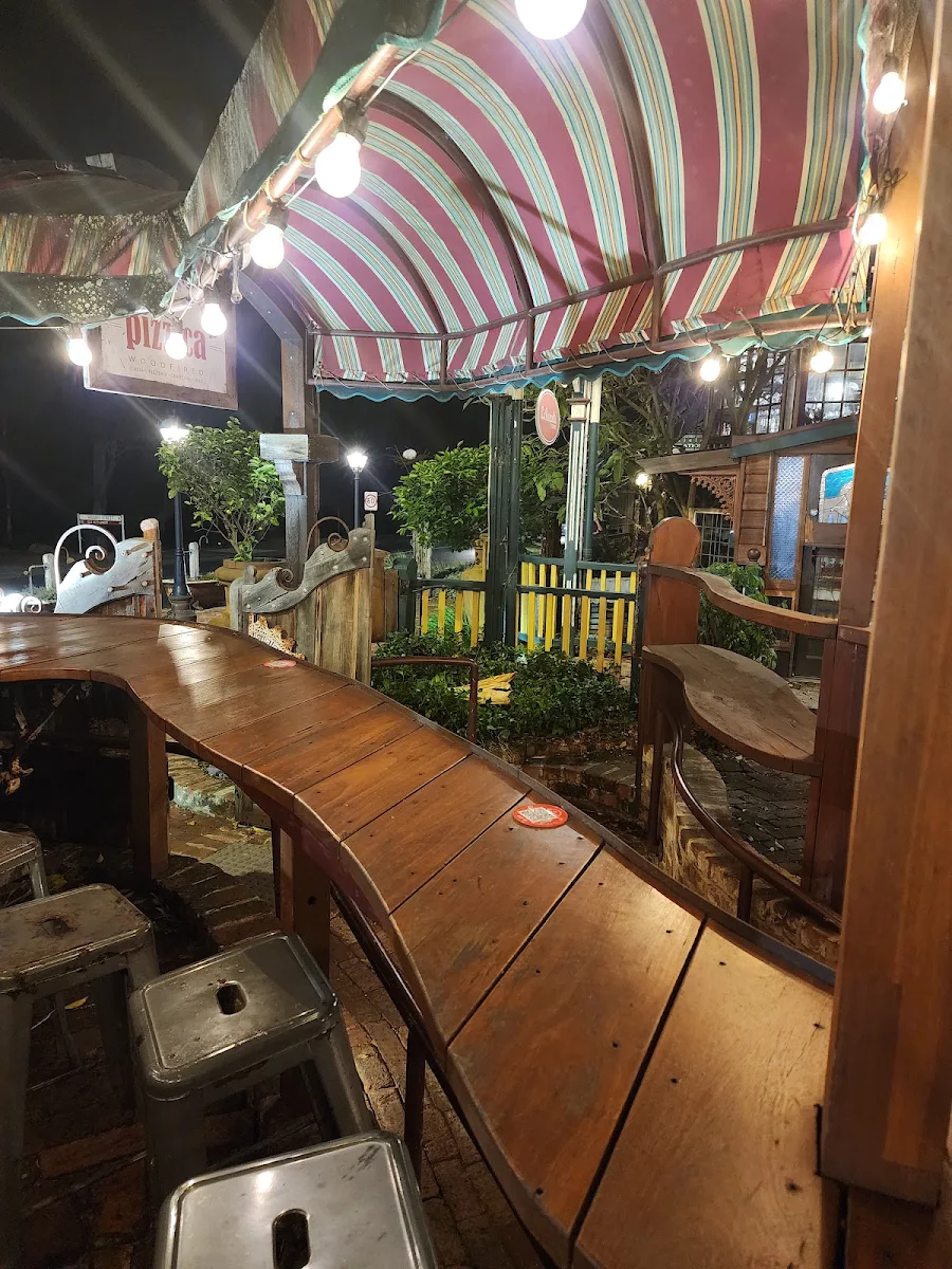 Vibe, La Scarpetta Trattoria