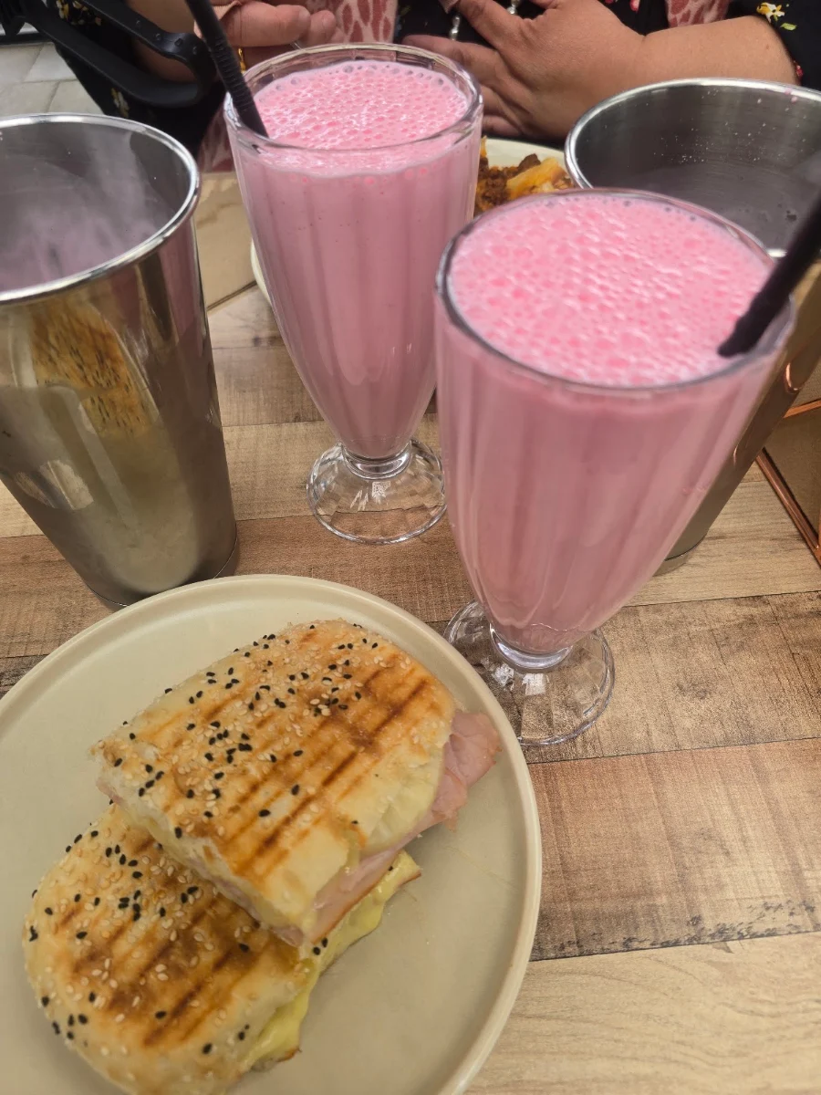 Food & drink, Junelle's Place