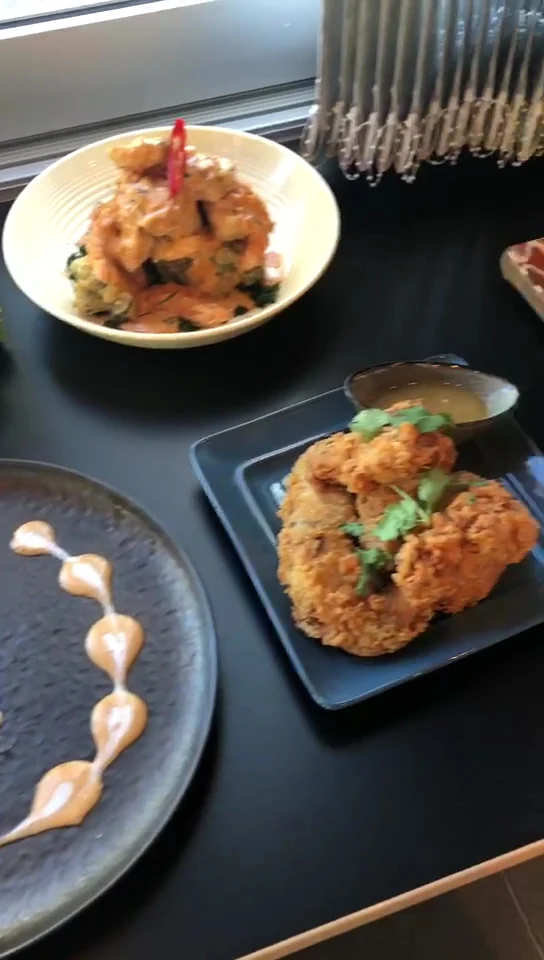 Food & drink, VON Thai