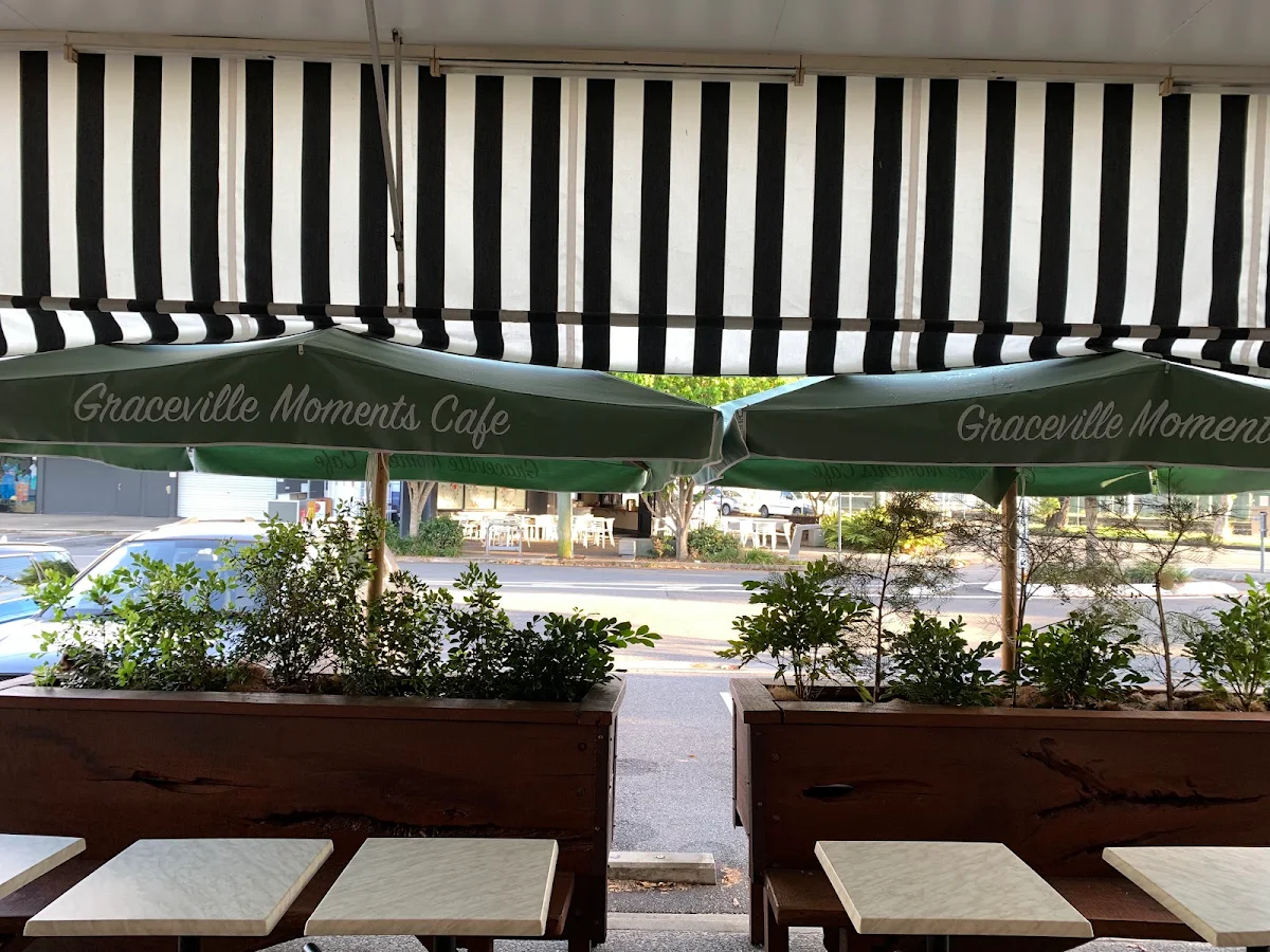 Graceville Moments Cafe & Catering cover
