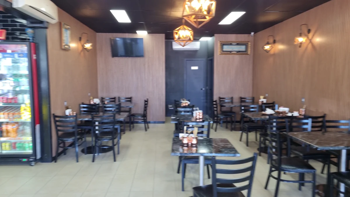 Vibe, Shawarma Tazaj