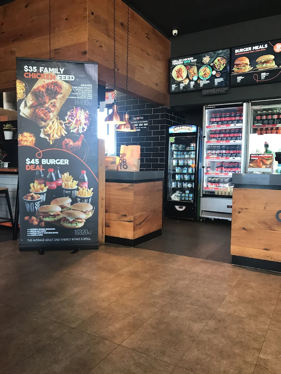 Menu, Oporto Roxburgh Park Drive Thru