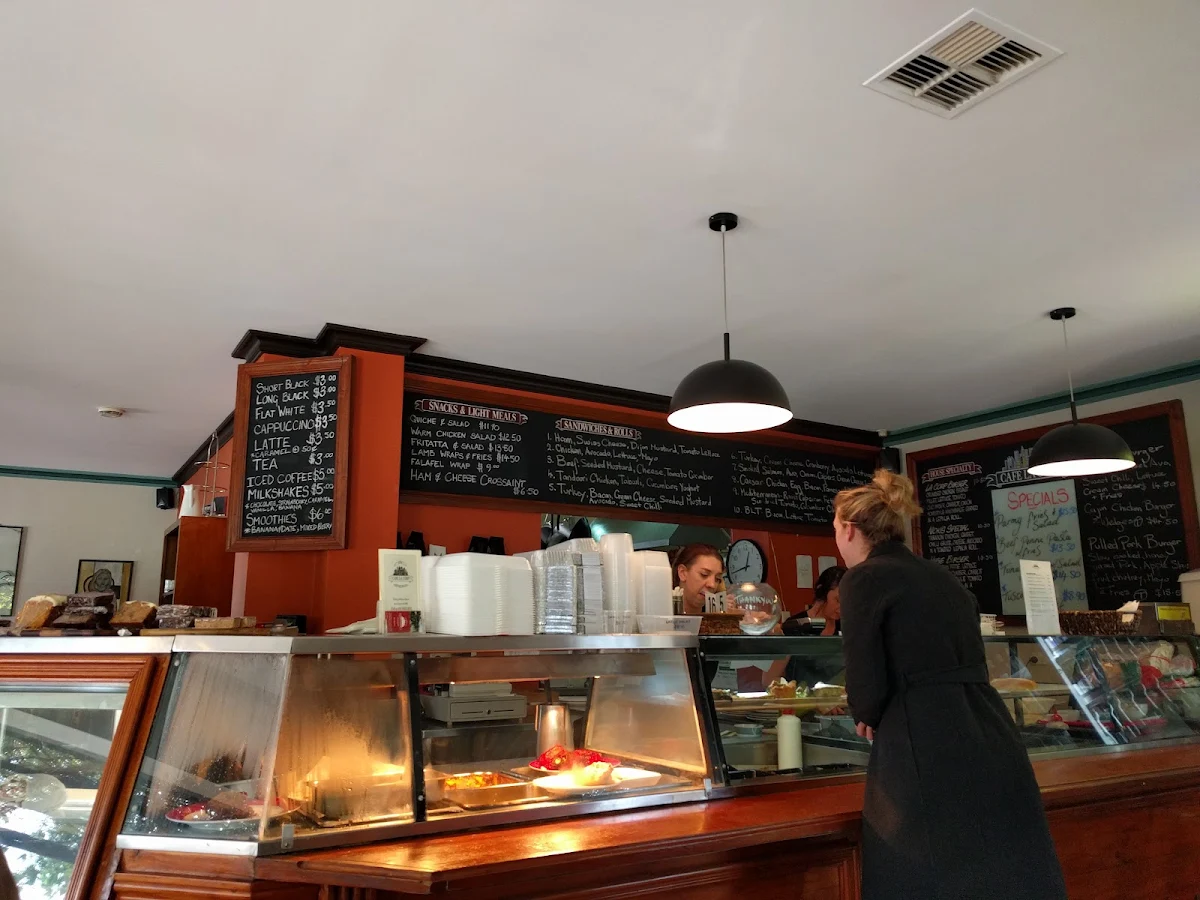 Vibe, Kent Town Burgers