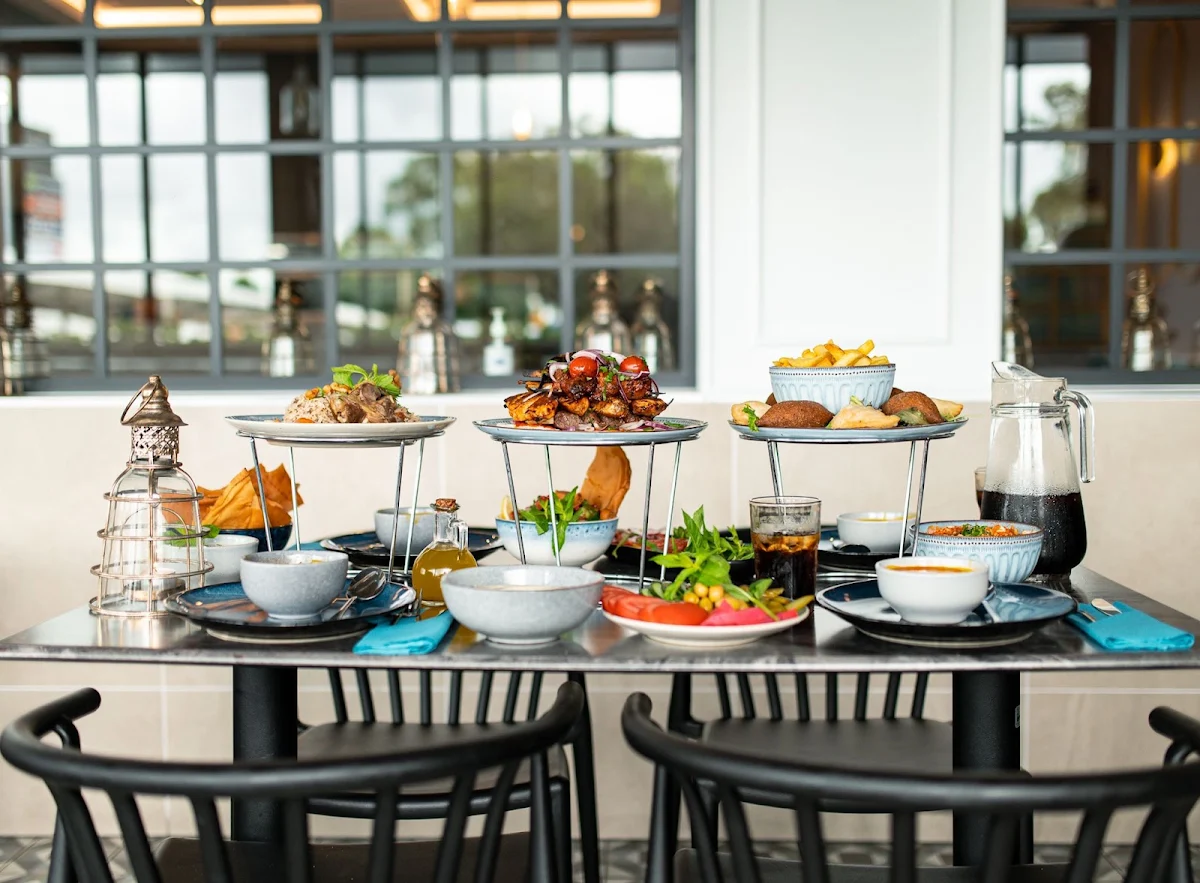 Vibe, Lazeez Lebanese Cuisine