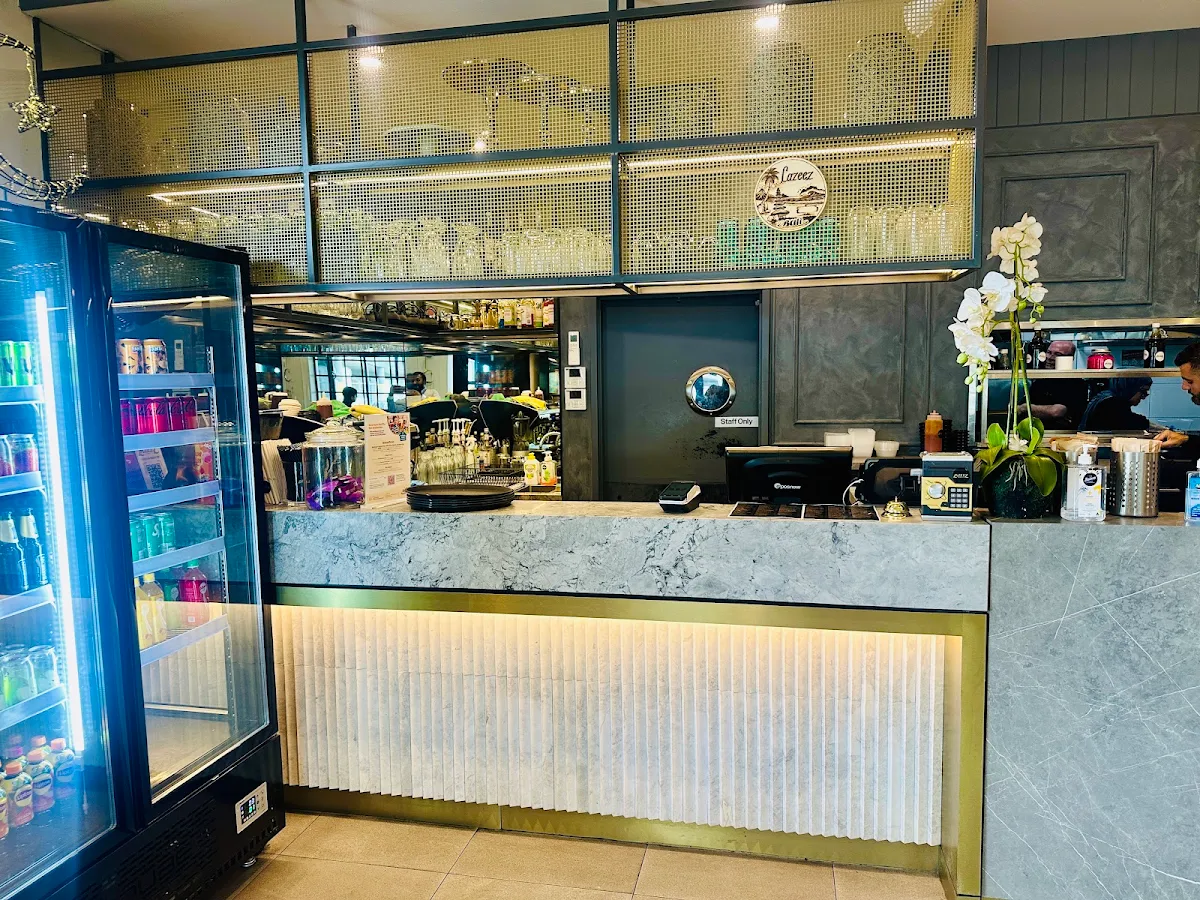 Vibe, Lazeez Lebanese Cuisine