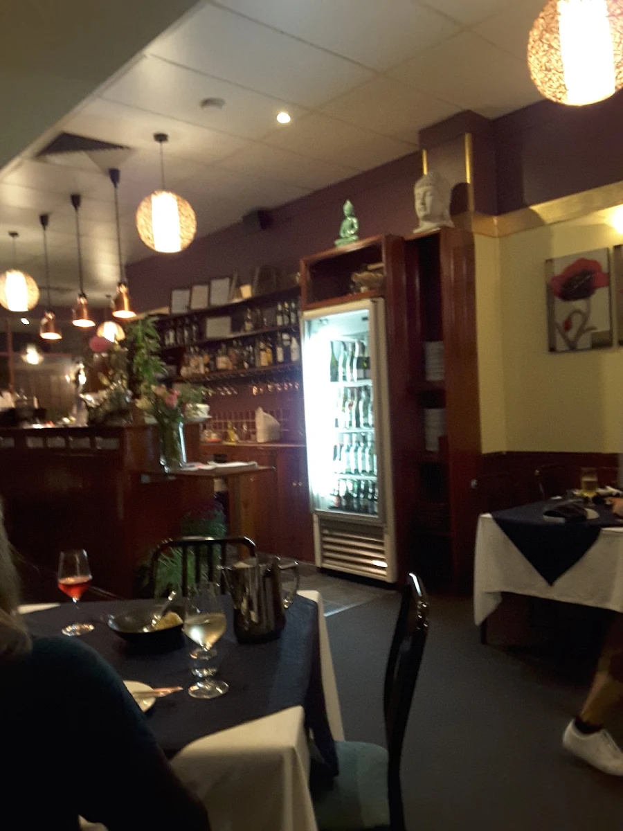 Vibe, enTHAIced Thai Restaurant