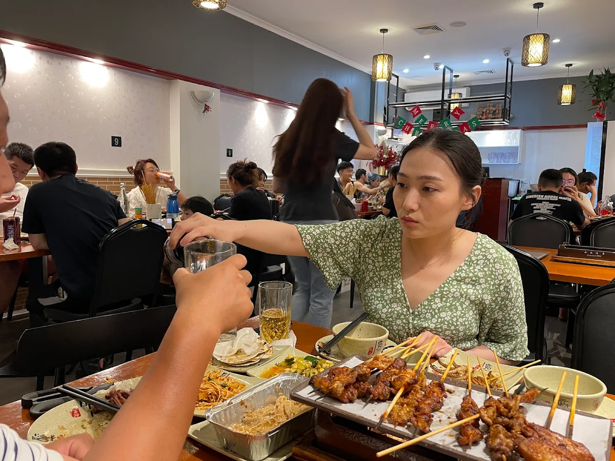 Vibe, 炉中火特色烤串烤肉 Lu Zhong Huo BBQ Skewers