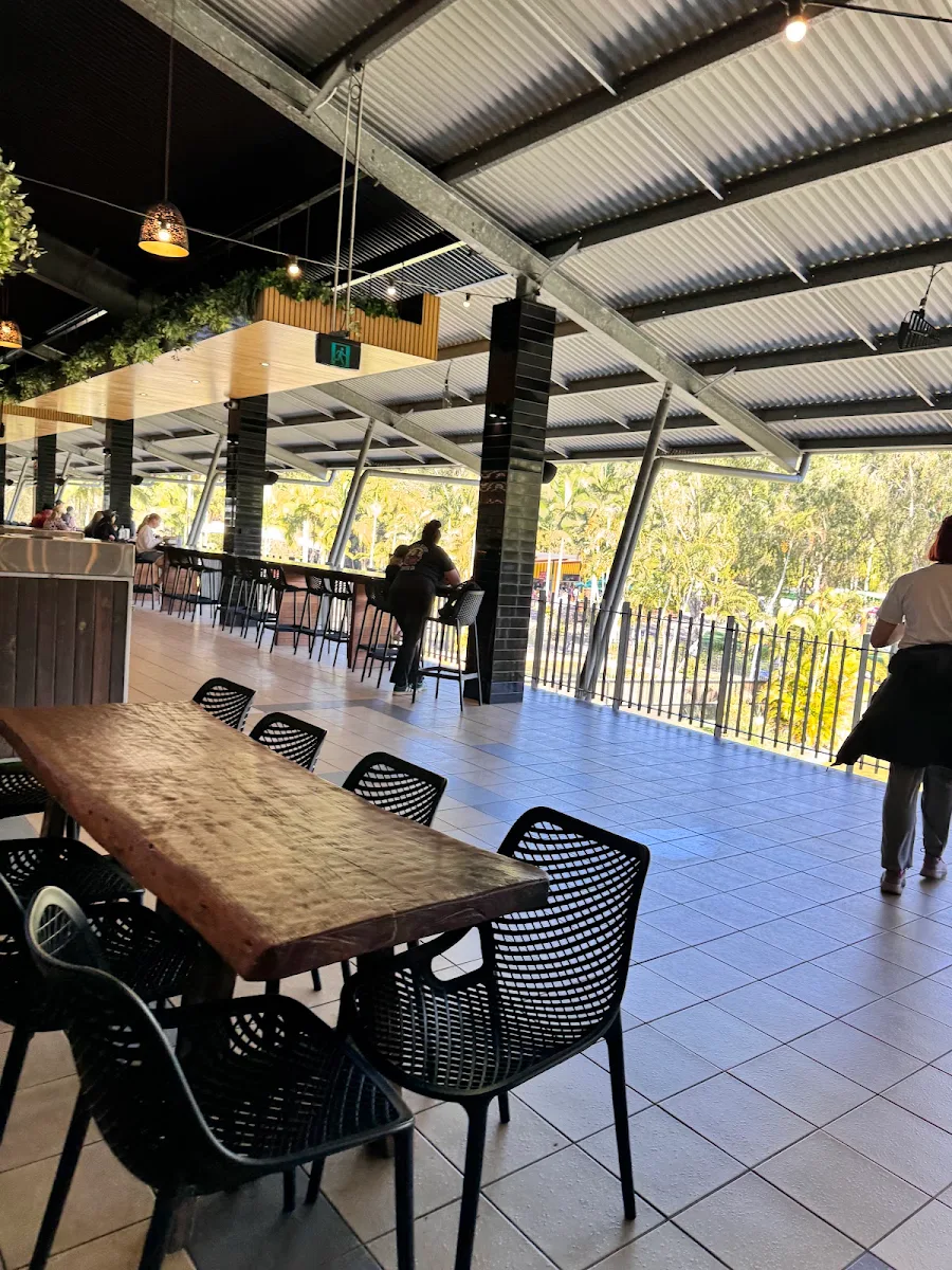 Vibe, Australia Zoo Crikey! Cafe