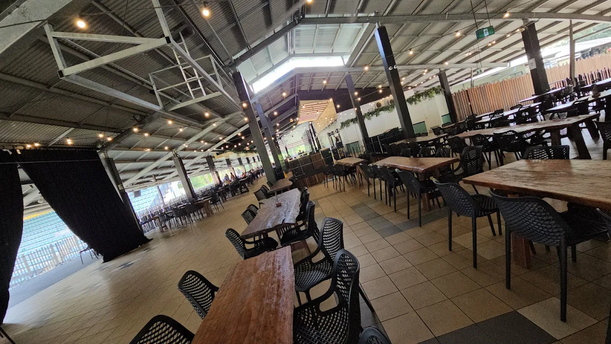 Vibe, Australia Zoo Crikey! Cafe