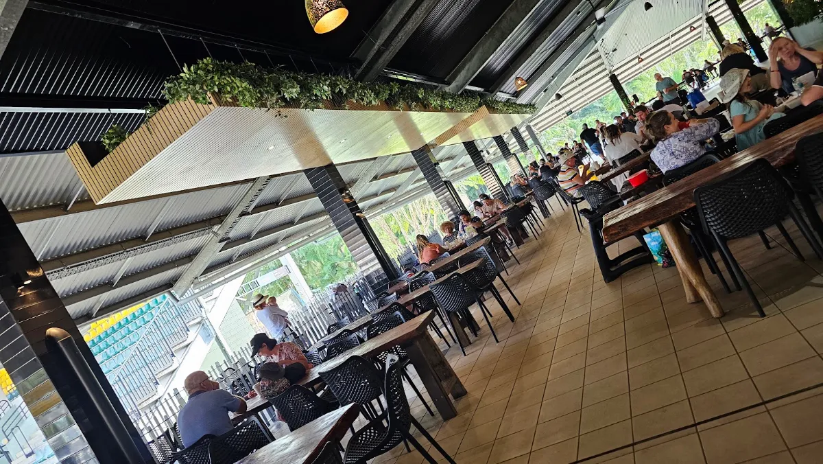 Vibe, Australia Zoo Crikey! Cafe