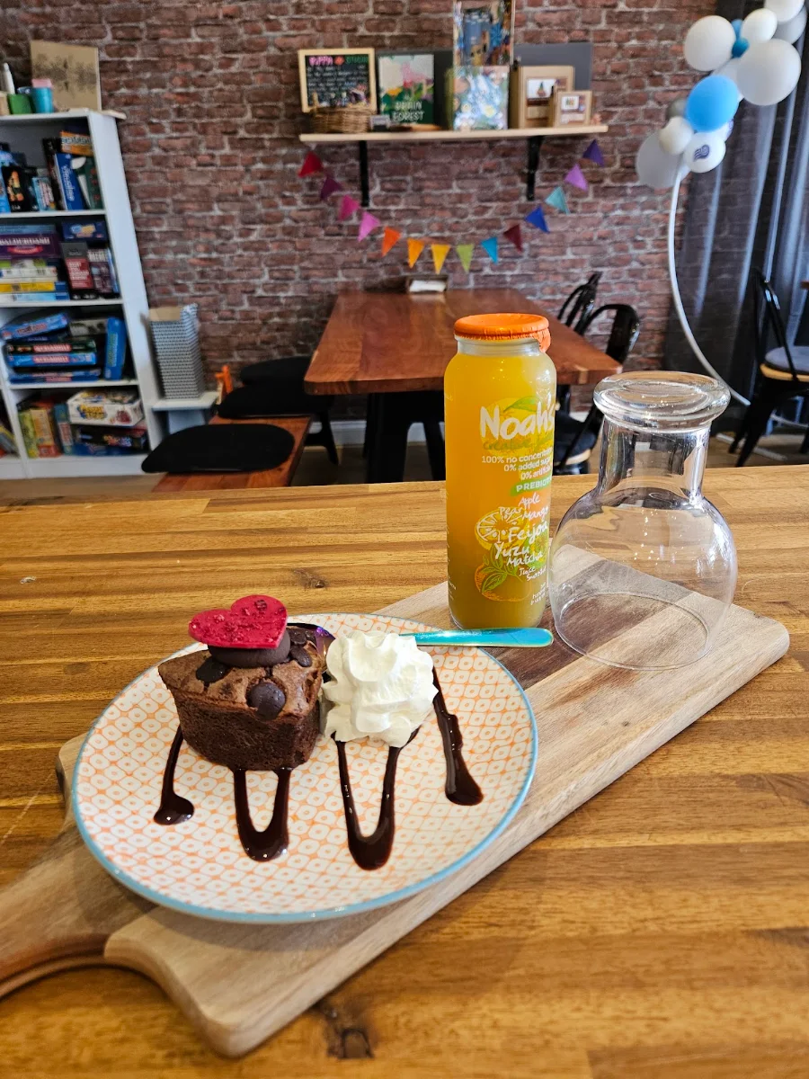 Food & drink, The Local Umbrella
