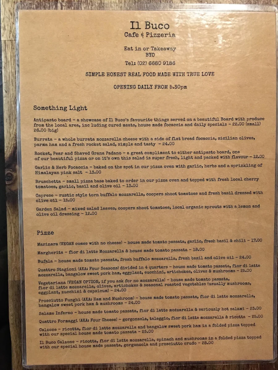 Menu, Il Buco Cafe & Pizzeria