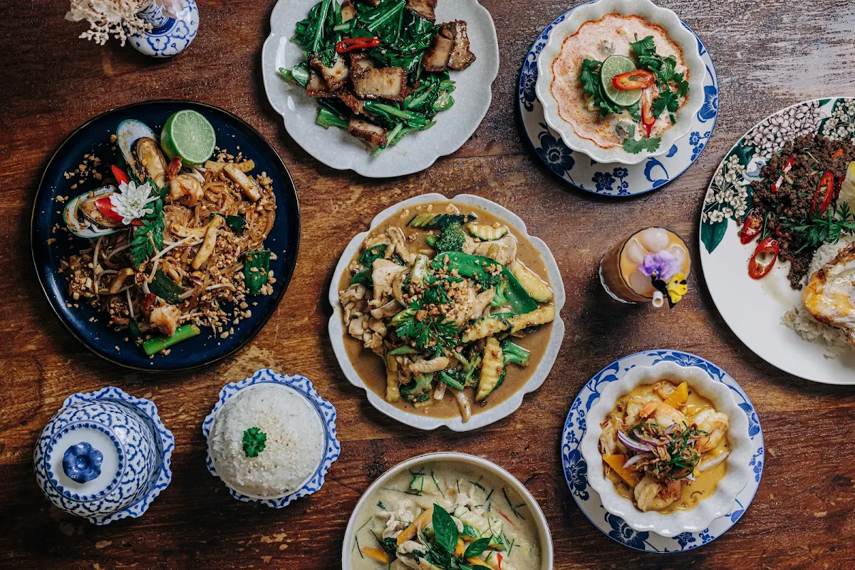 Food & drink, Benjamas Thai