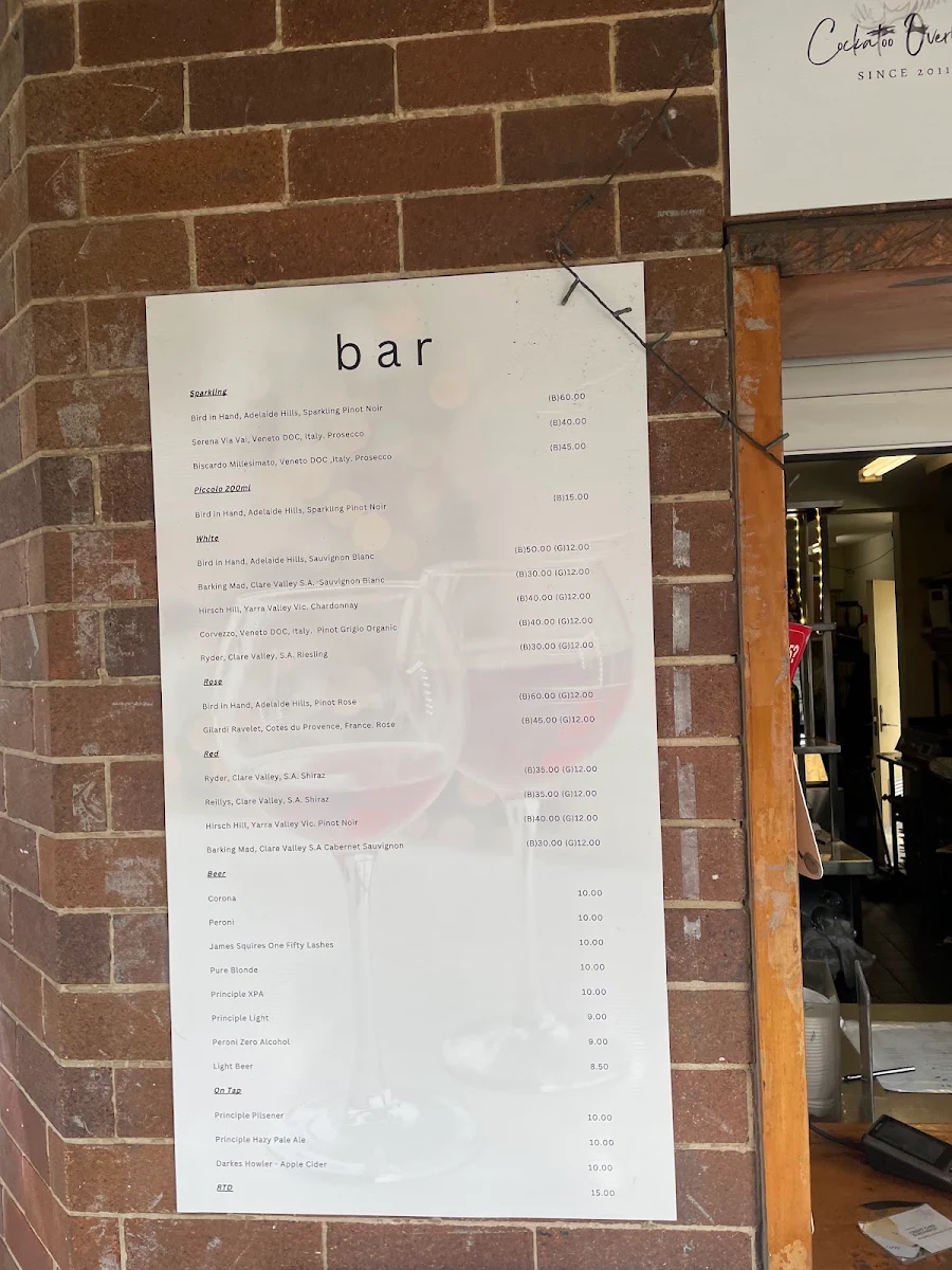 Menu, Cockatoo Overboard