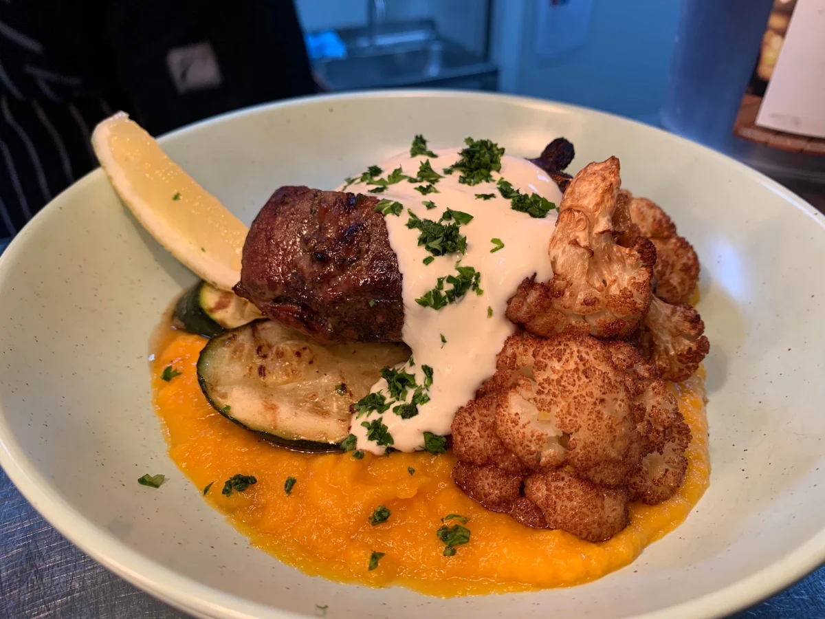 Food & drink, The White Lion Hotel