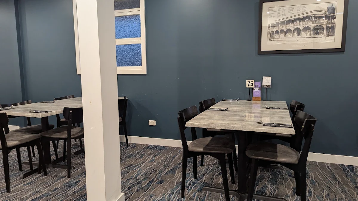 Vibe, The White Lion Hotel