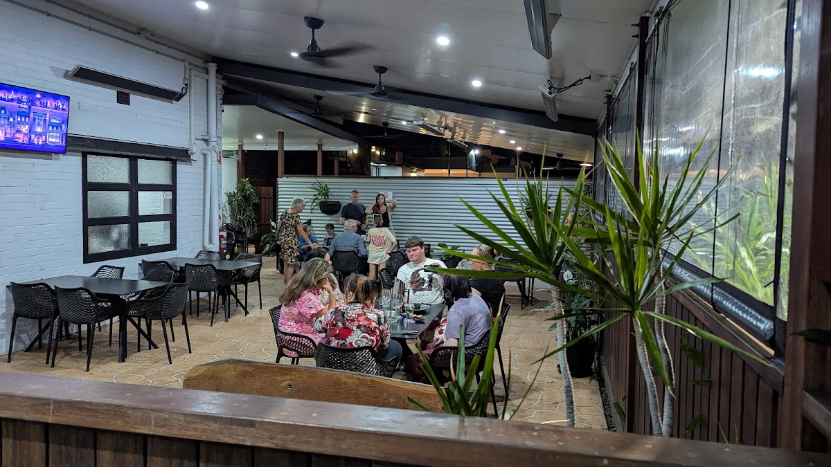 Vibe, The White Lion Hotel