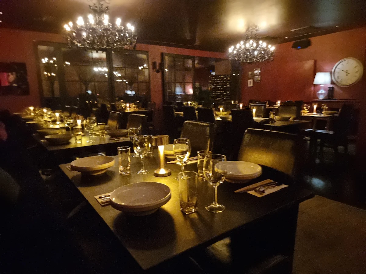 Vibe, Shanghai Club Restaurant & Cocktail Bar