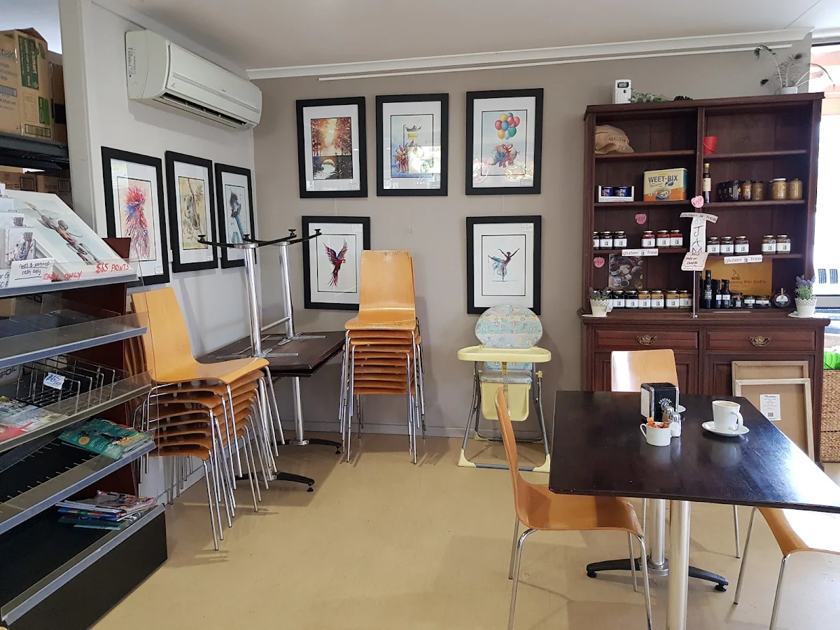 Vibe, Cherry Pie Café Kebab & Burger